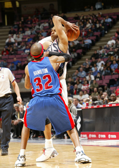 开云体育APP下载-篮网横扫南韩男篮，汉密尔顿制霸全场