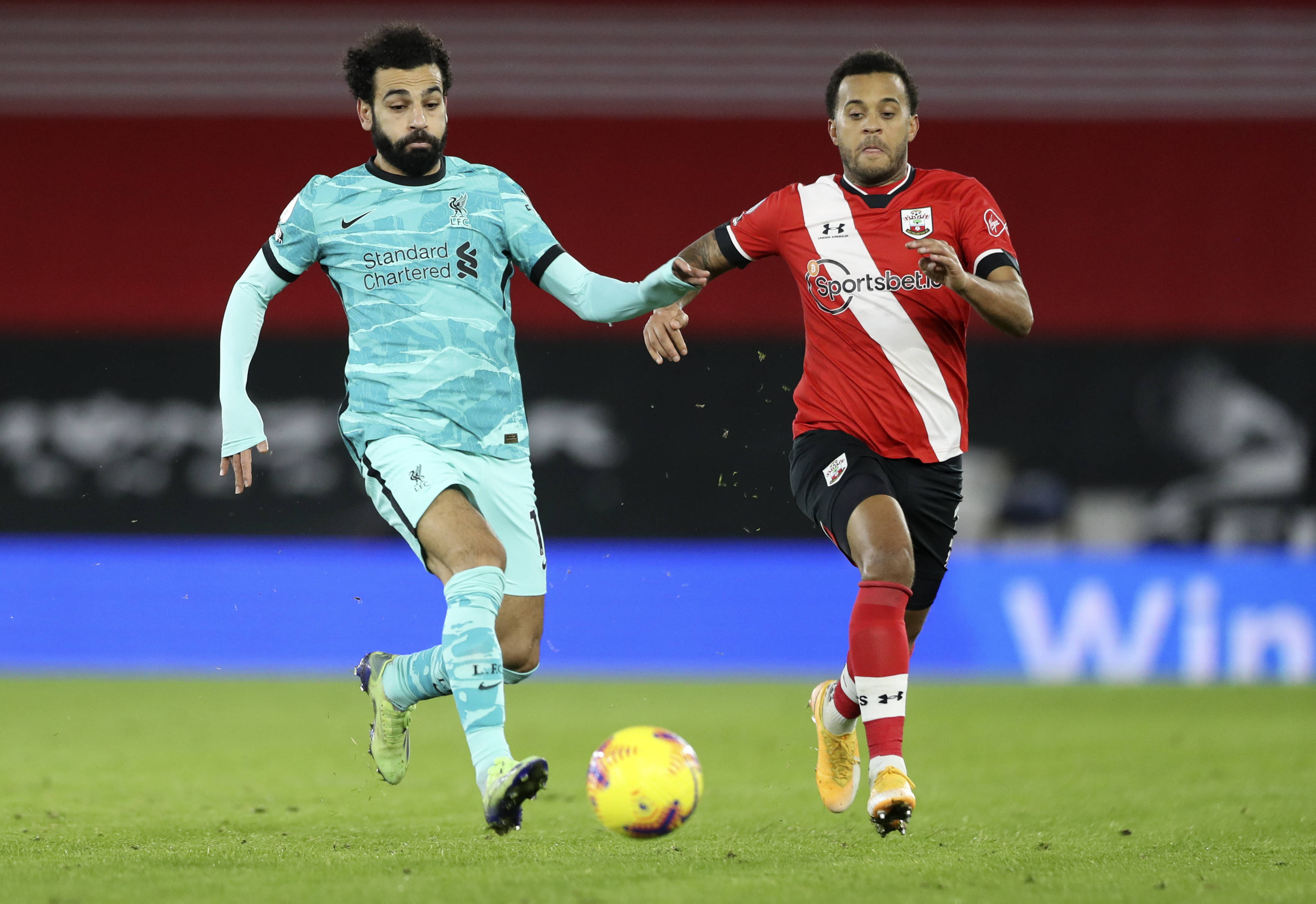 两支顶级球队将在场上角逐,谁能笑到最后 两支顶级球队将在场上角逐,谁能笑到最后