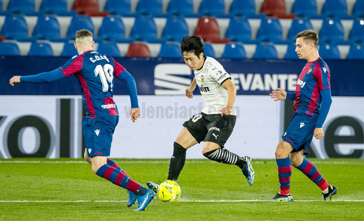 开云体育中国-关于瓦伦西亚未能全取三分，比赛陷僵！的信息