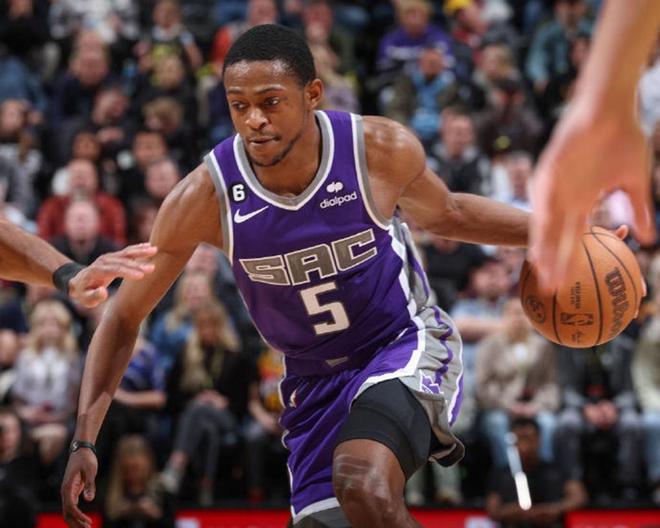 关于雷霆横扫北京队,福克斯状态火热的信息 关于雷霆横扫北京队,福克斯状态火热的信息