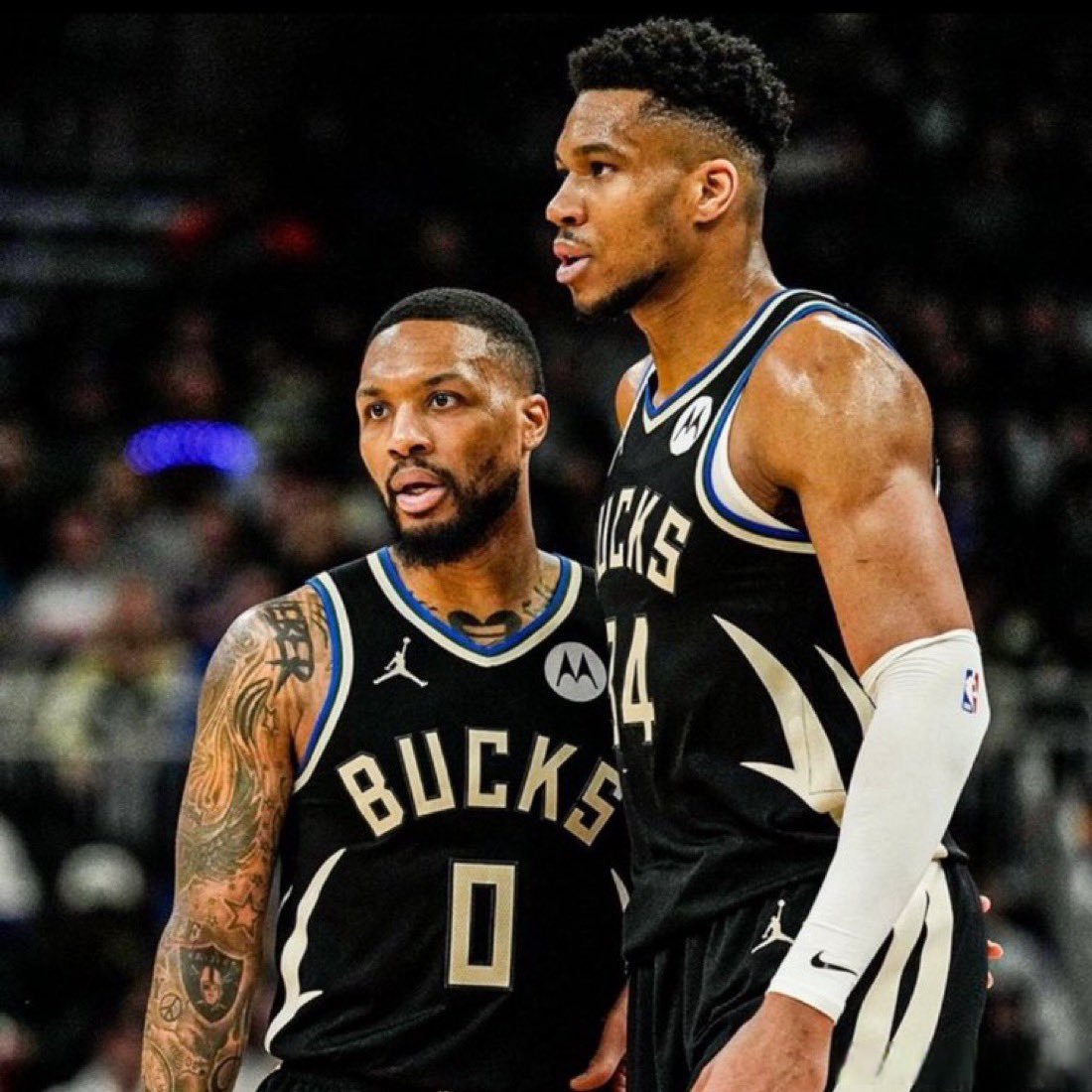 开云体育官方网站-包含雄鹿逆转骑士，麦科勒姆统治全场的词条