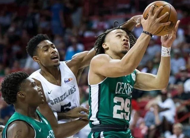 包含天津队横扫深圳队，戈贝尔高光表现的词条